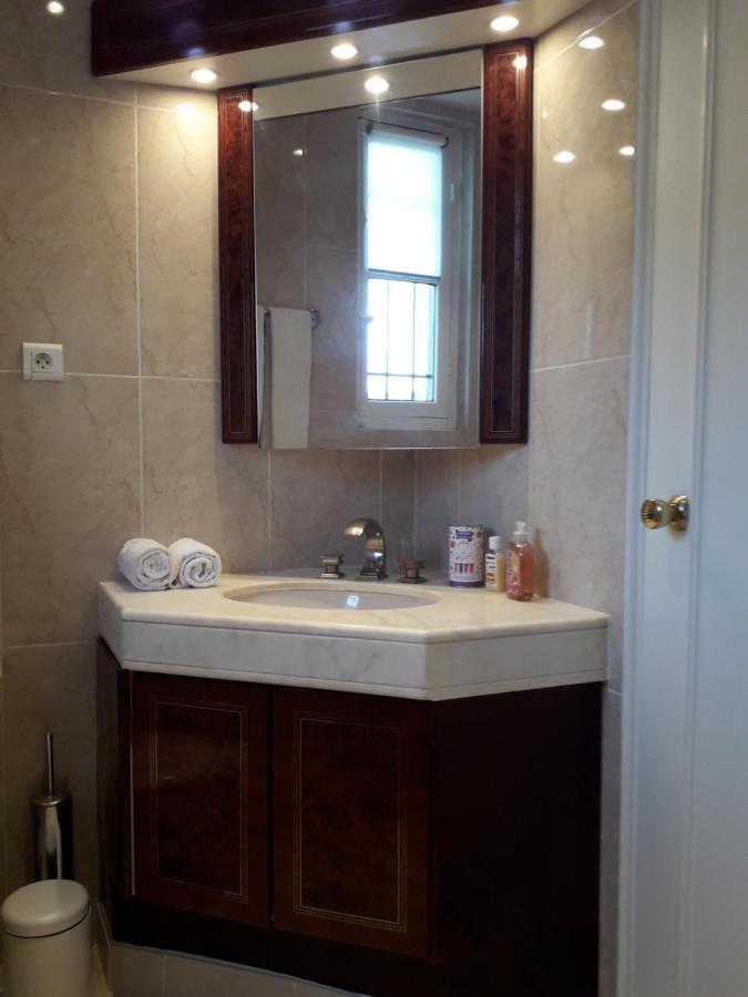 Artemis Suite Барбизон Екстериор снимка