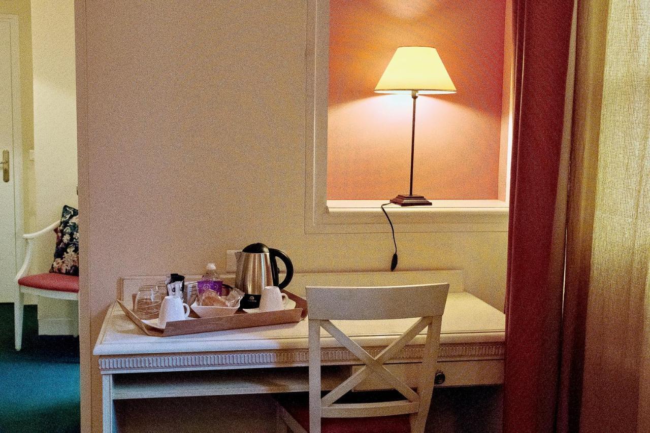 Artemis Suite Барбизон Екстериор снимка